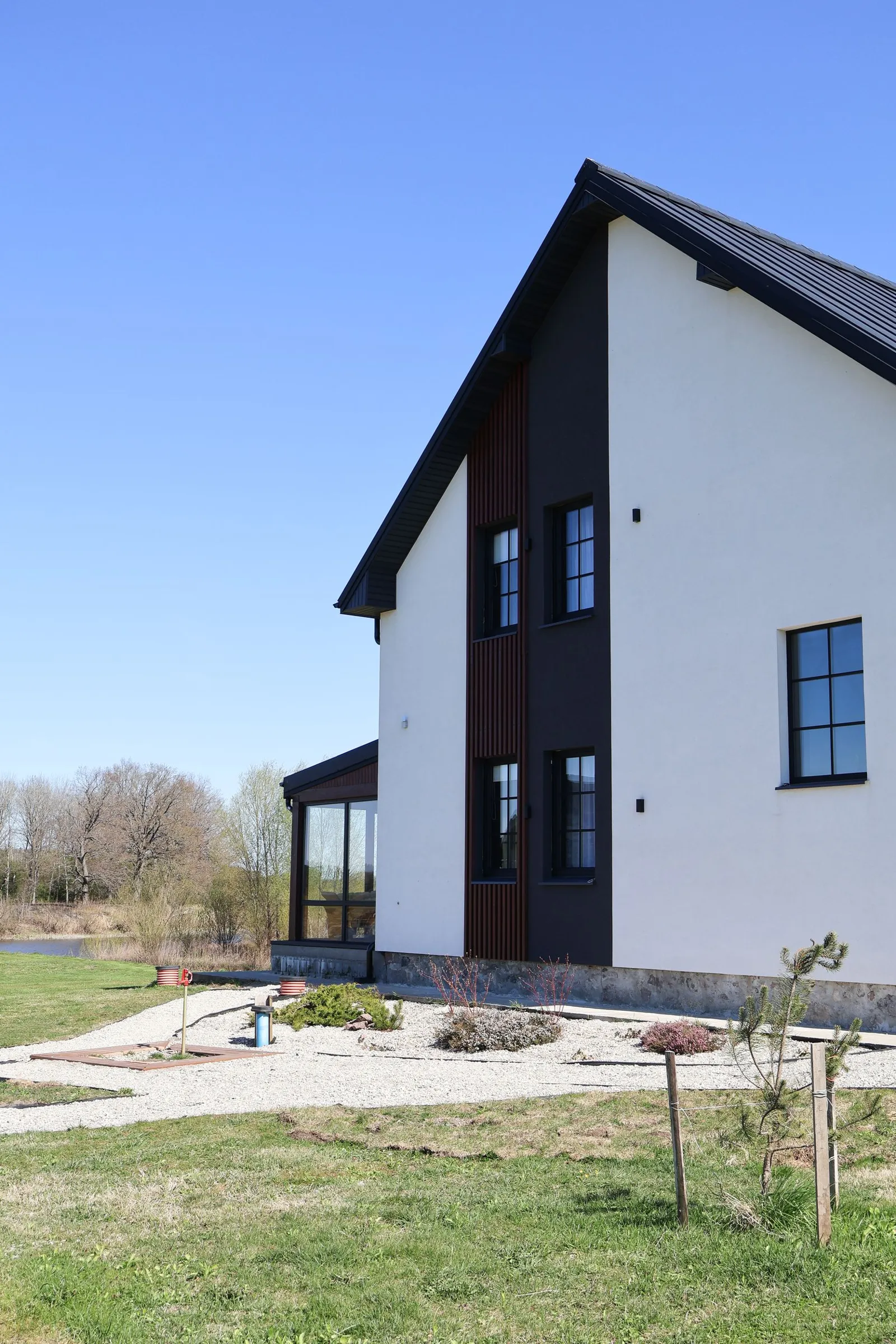 Дом Kleinhof со стороны территории